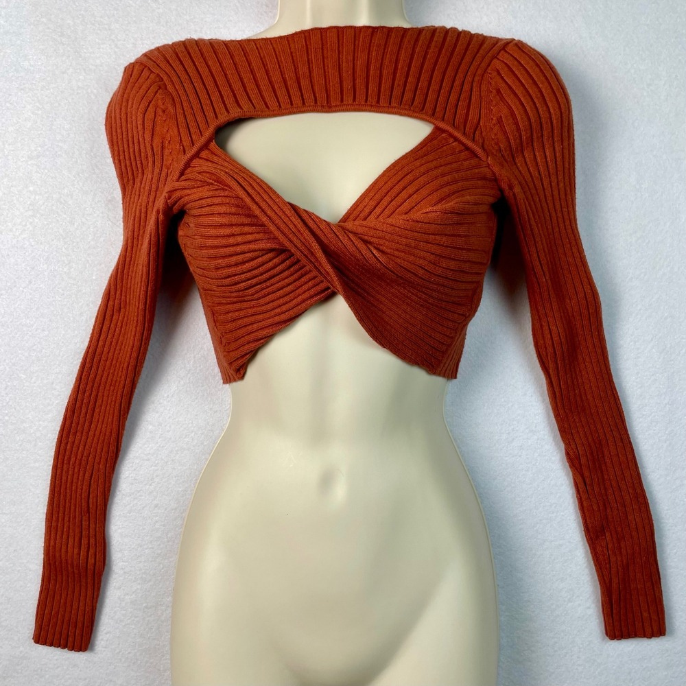 Urban Outfitters Ribbed Twist Front Cutout Crop Sweater Top Womens Medium